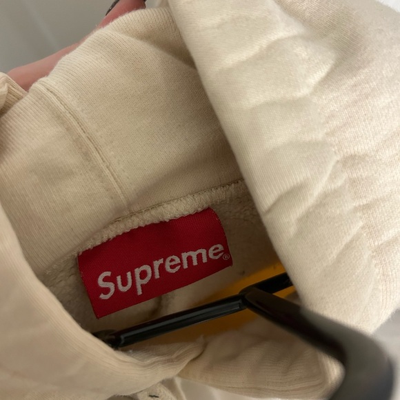 Supreme Men's Hoodie - Picture 4 of 5